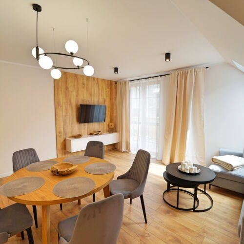 Apartament 5-osobowy 