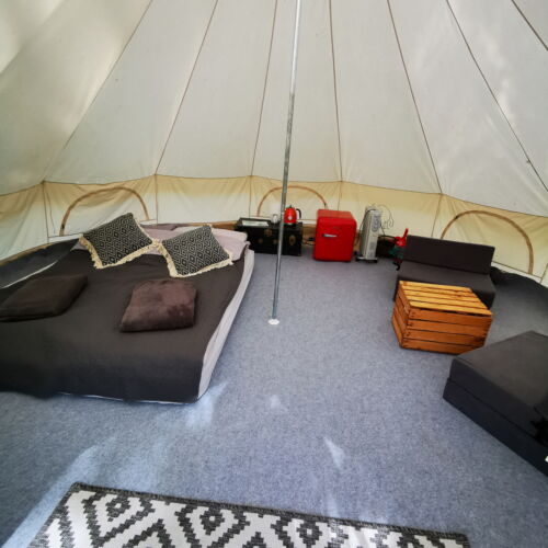 Casă de vară la parter cu vedere spre râu pentru 4 pers. (se inchirieaza doar integral)