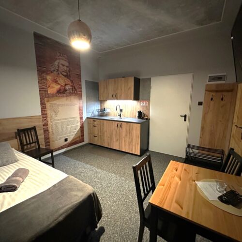 Camera cvadrupla studio