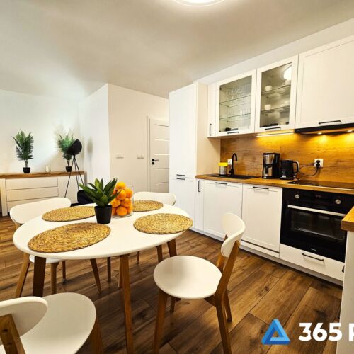 Apartament 4-osobowy z 2 pomieszczeniami sypialnianymi