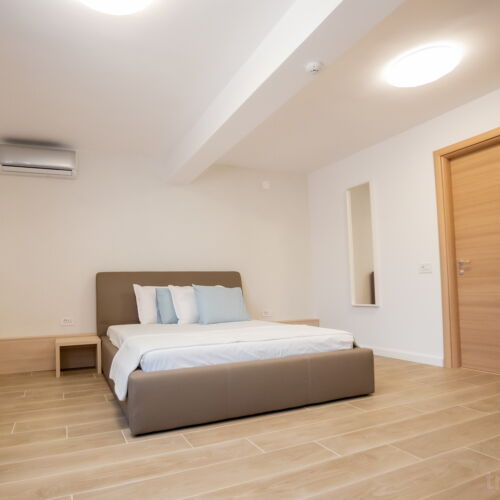 Camera dubla (se poate solicita pat suplimentar)