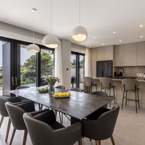 Lux Villa mit Aussicht auf das Meer