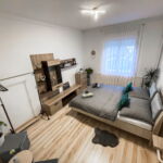 Whole House Family Apartment for 10 Persons