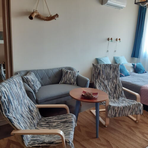 Apartament cu aer conditionat cu panorama pentru 4 pers. (se inchirieaza doar integral)