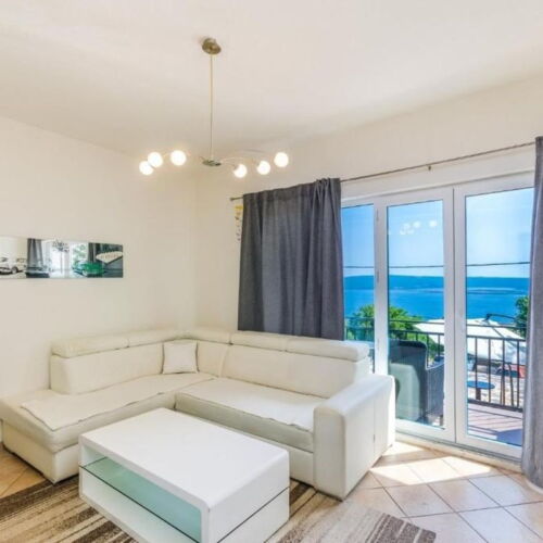 Sea View 3-Room Balcony Apartment for 6 Persons