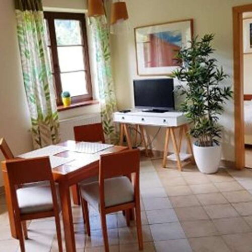 Garden View Ground Floor 3-Room Apartment for 6 Persons