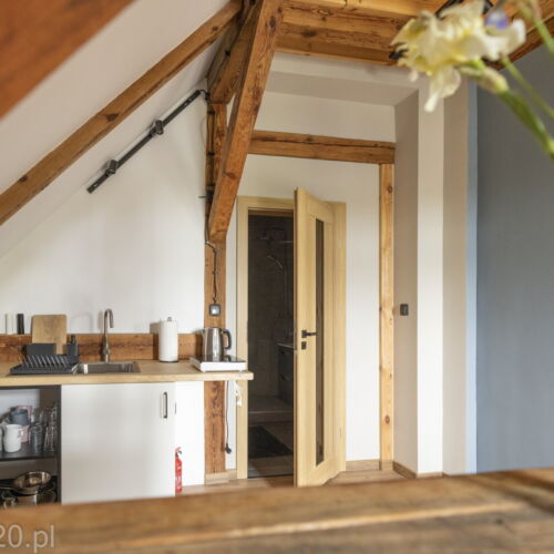 Apartament grand la etaj cu 3 camere pentru 6 pers.