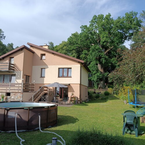 Whole House Holiday Home for 12 Persons