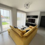 Panoramic Upstairs 2-Room Apartment for 4 Persons (extra beds available)