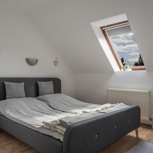 Apartament la mansardă cu vedere spre munte cu 1 camera pentru 2 pers.