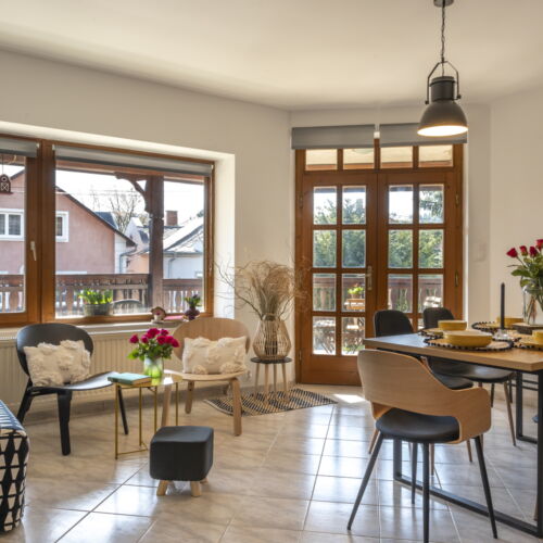 Apartament la etaj cu balcon cu 1 camera pentru 2 pers.