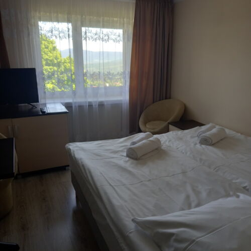 Pokój 2-osobowy Standard z łazienką