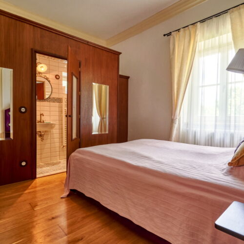 Pokój 2-osobowy Junior z widokiem na park