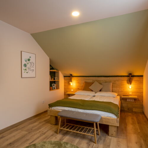 Pokój 3-osobowy na poddaszu Studio