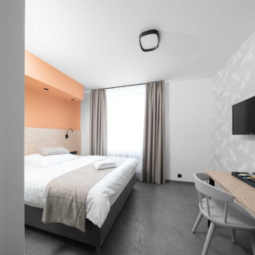  Dvoulůžkový pokoj standard s ventilátorem