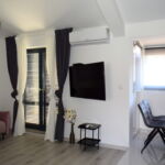 Upstairs 1-Room Apartment for 2 Persons (extra beds available)