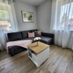 Whole House Premium 3-Room Apartment for 6 Persons (extra bed available)