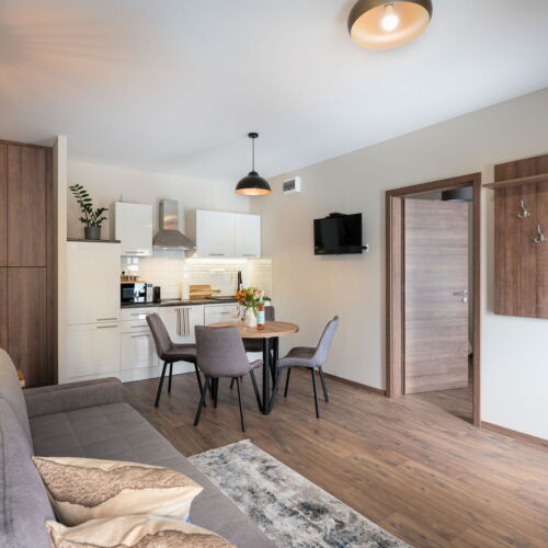 City View Ground Floor 2-Room Apartment for 4 Persons