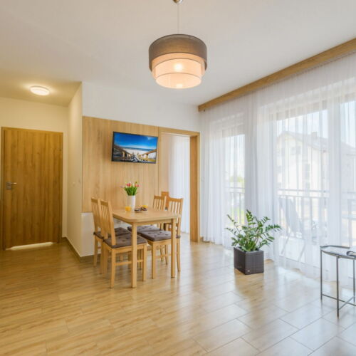Apartament 4-osobowy z 2 pomieszczeniami sypialnianymi