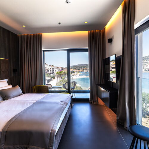 Suita cu balcon cu vedere spre mare cu 1 camera pentru 2 pers.