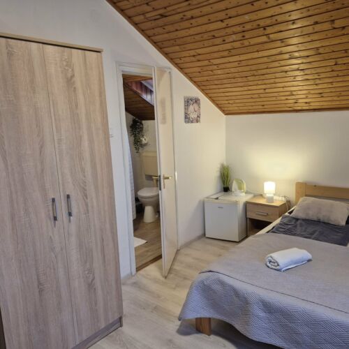 Classic Upstairs Triple Room