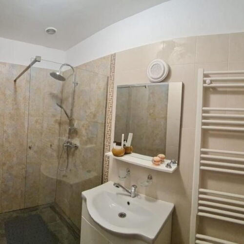 Camera tripla family