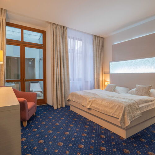 Camera twin cu terasă