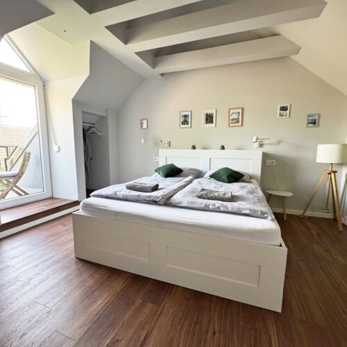 Upstairs Ground Floor 3-Room Apartment for 5 Persons