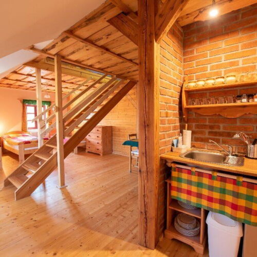 5 Person Room with Shower and Kitchenette