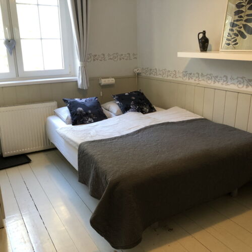 Standard Whole House Double Room
