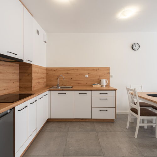 Apartament 4-osobowy Komfort z tarasem z 2 pomieszczeniami sypialnianymi