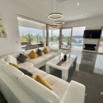 Lux Villa mit Aussicht auf das Meer
