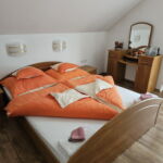 Comfort Whole House Summer House for 8 Persons (extra bed available)