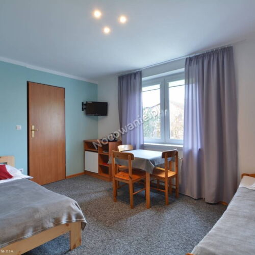 Pokój 3-osobowy na piętrze z łazienką