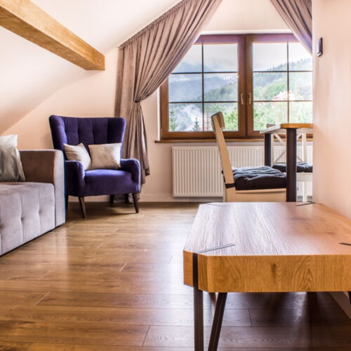 Apartament 4-osobowy z widokiem na góry z 2 pomieszczeniami sypialnianymi