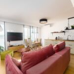 Apartament deluxe la etaj cu 2 camere pentru 4 pers.