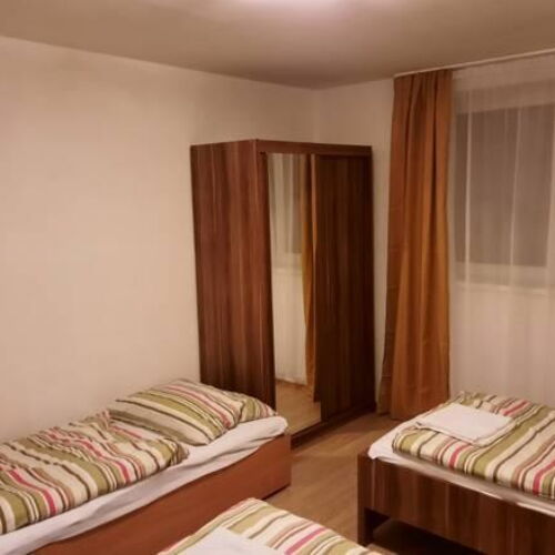 Apartament 6-osobowy z prysznicem z aneksem kuchennym z 2 pomieszczeniami sypialnianymi