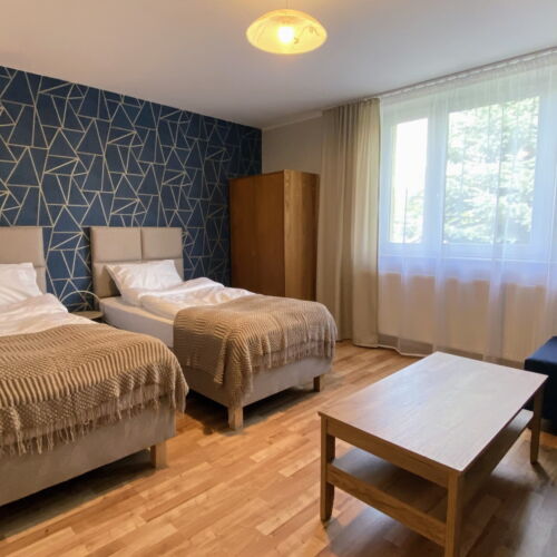 Casă de vacanță întreaga unitate cu aer condiționat pentru 21 pers. (se inchirieaza doar integral)