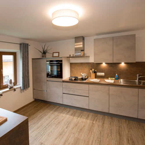 Apartament pentru 8 pers. (se inchirieaza doar integral)