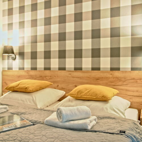 Camera dubla cu balcon cu chicineta proprie