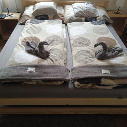 Whole House Air Conditioned Apartment for 2 Persons (extra bed available)