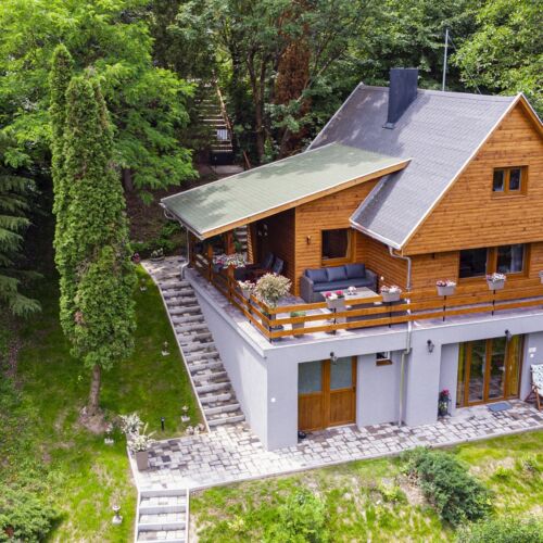 Mountain View Whole House Apartment for 8 Persons