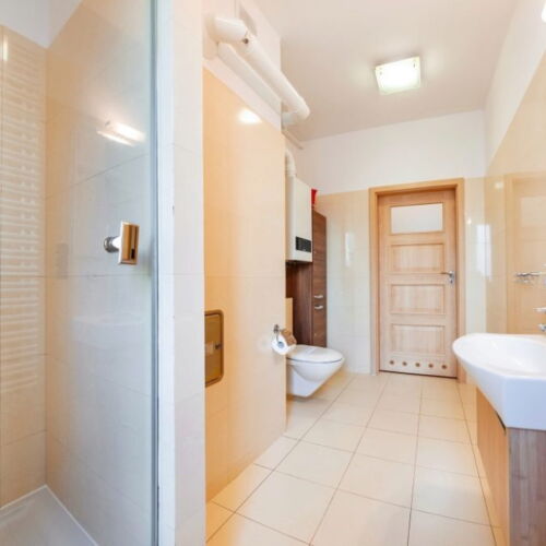 Apartament 4-osobowy 