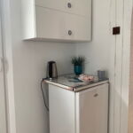 Triple Room ensuite with Shared Kitchenette