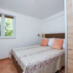 Apartman s klimatizací s terasou pro 3 os. s 1 ložnicí A-863-f