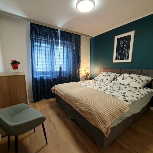 Romantik Apartman pro 4 os. se 2 ložnicemi na poschodí