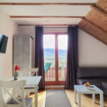 Apartament cu terasă cu vedere spre pădure cu 1 camera pentru 2 pers.