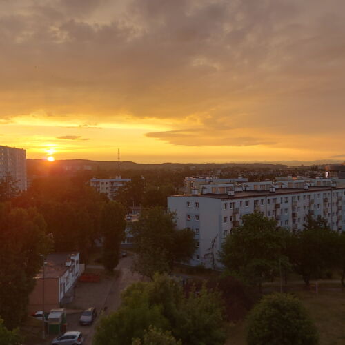 Apartament cu balcon cu panorama pentru 8 pers. (se inchirieaza doar integral)