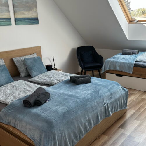 Apartament cu aer condiționat cu terasă cu 4 camere pentru 9 pers.