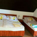 Obiteljski Klimatiziran soba sa 3 kreveta(om) (za 3 osoba(e))